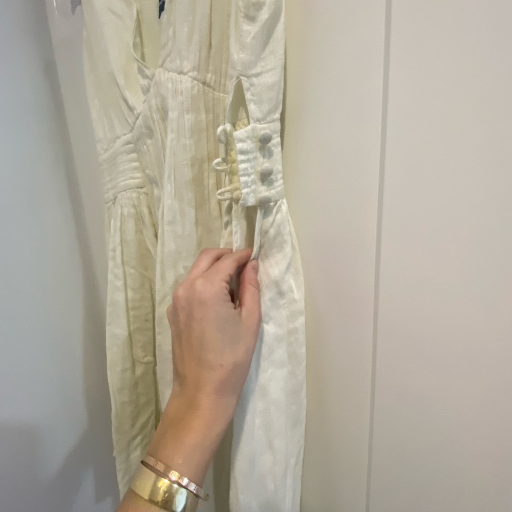 French connection cream dress in size 0